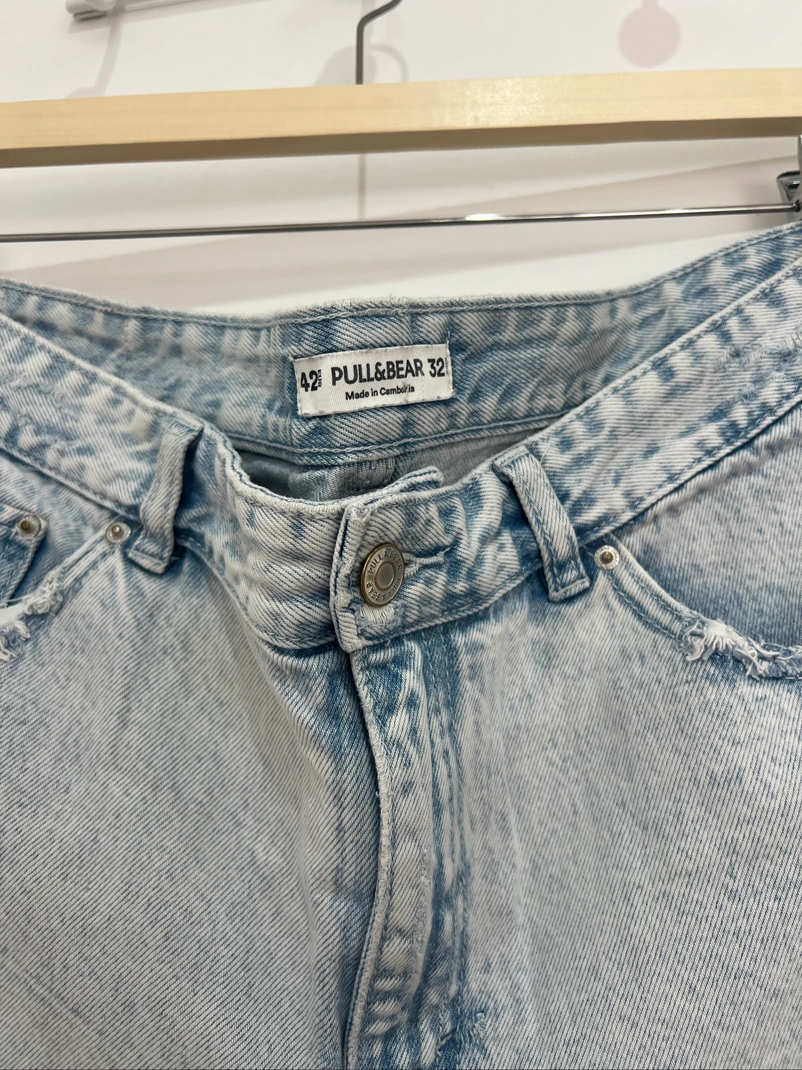 Pantalones cortos de mezclilla| Pull&Bear| Mujer| Cortos| T* 42 – photo 3